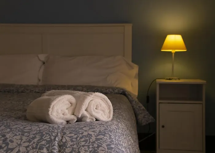 Casa De Rollo Bed & Breakfast