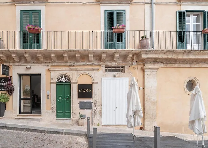 Casa De Rollo Bed & Breakfast 3*