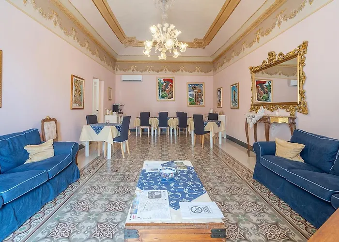 Casa De Rollo Bed & Breakfast