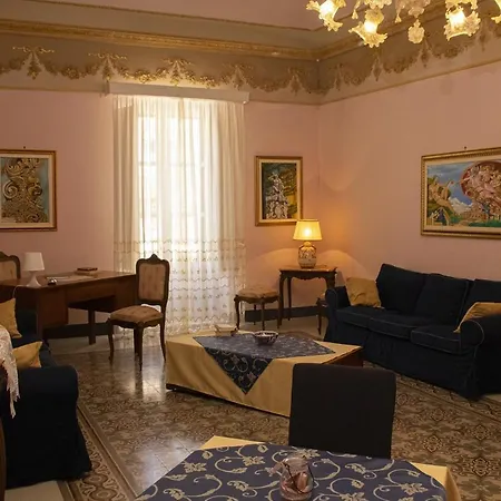 Bed & Breakfast Casa De Rollo Noto